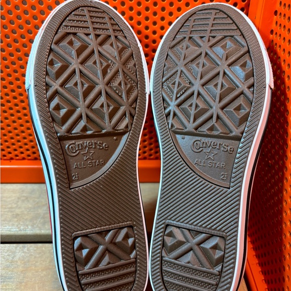 Converse Chuck Taylor Kids Low Top Red - Picture 6 of 8